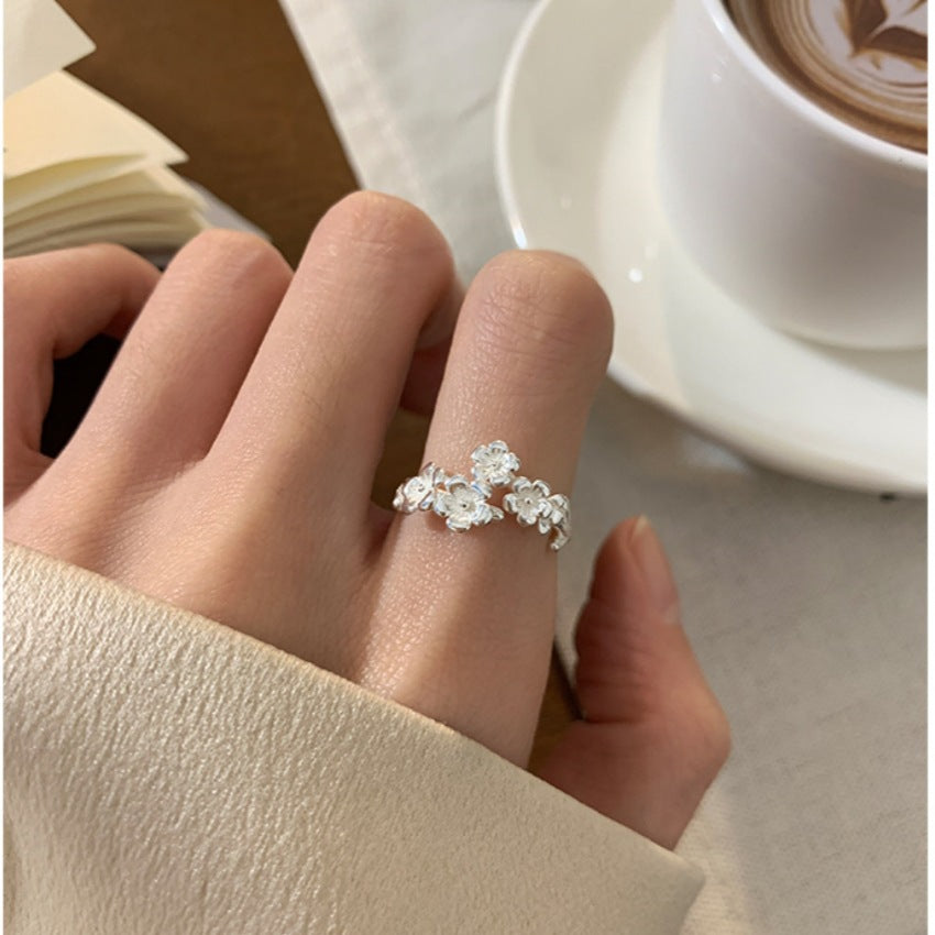Retro Texture 925 Silver Ring — Light Luxury | Solea Jewelry