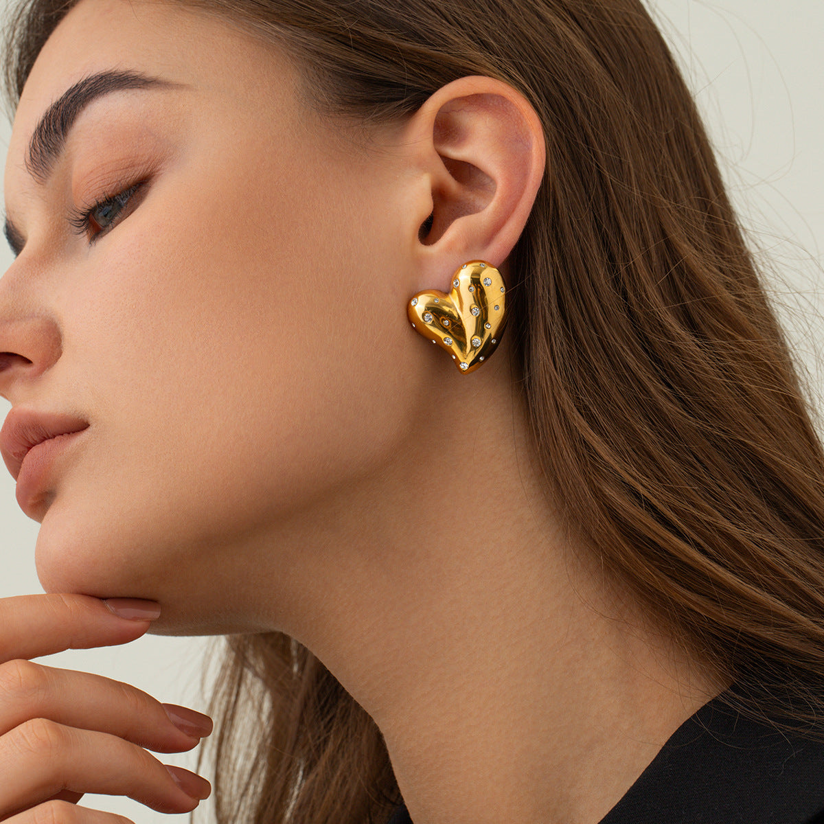 18K Gold Herz-Ohrringe mit weißen Diamanten | Solea Jewelry