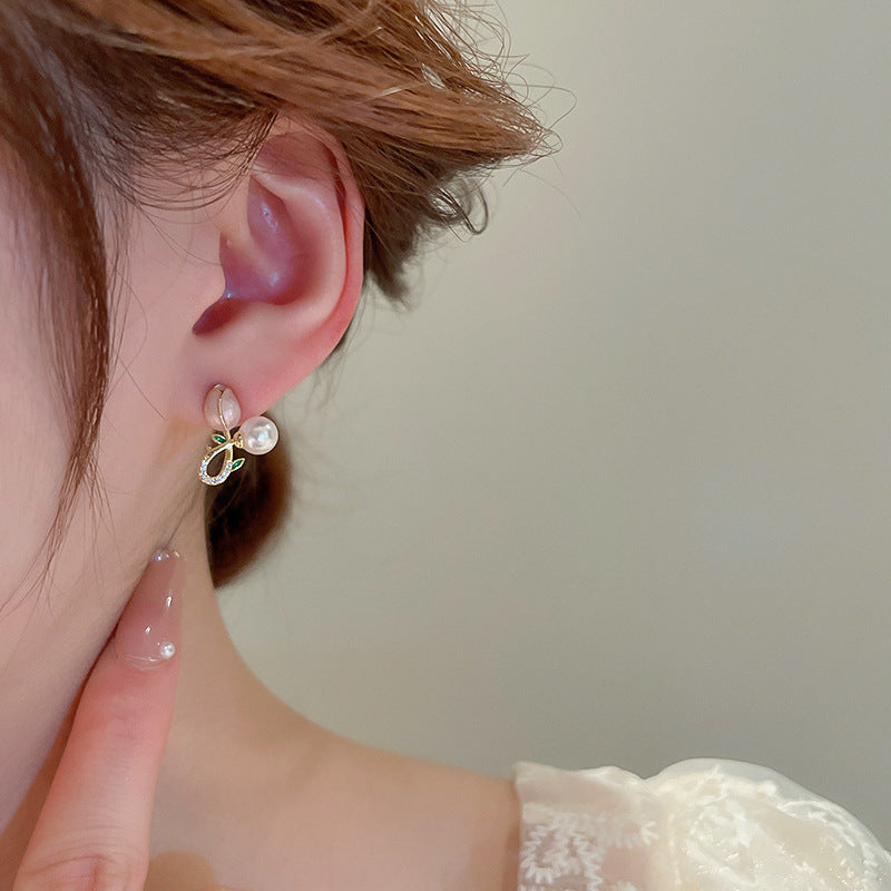 Tulpen-Ohrringe mit Perlen – Romantisches Blumen-Design | Solea Jewelry
