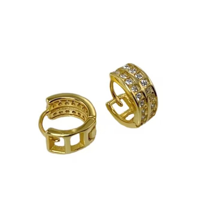 Ohrclips – Dezenter Luxus für Frauen | Solea Jewelry